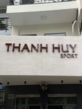Thi Công Bảng Hiệu Alu