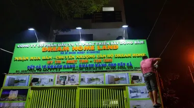Bảng hiệu ngành bất động sản