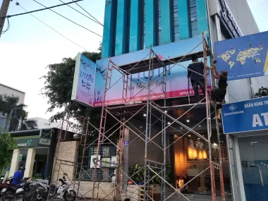 Gia Công Hộp Đèn